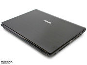 Black is not your color? The Asus U30SD is also available in silver.
