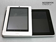 The Creative ZiiO 7" in comparison to Apple's iPad