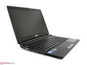 Asus has made many small improvements on the inside of the laptop, which only stand out if one looks closer.