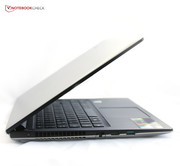 Lenovo bundles a decent price-performance ratio in the stylish casing.