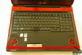 Toshiba Qosmio X300 Keyboard and touchpad