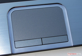 The touchpad supports multi-touch