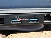 The interfaces are all on the sides and no longer on the rear (Edge 11).