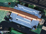 The processor is also inserted into a slot and can be replaced.