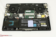 Further disassembly reveals dual fans, battery, WLAN card, HDD, mSATA, internal battery, and other crucial components