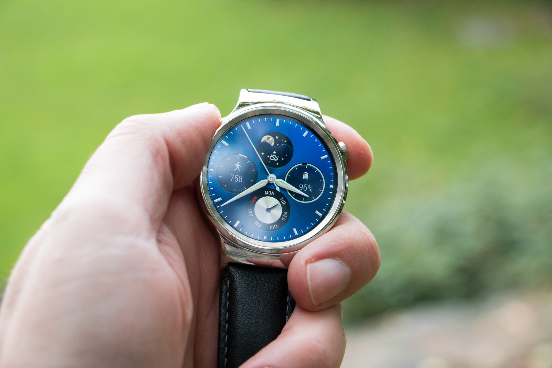 led hq smartwatch for huawei review