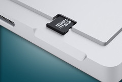 Samsung to bring back the microSD slot