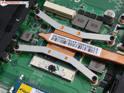 The processor is inserted and can be replaced (slot: FCPGA988).