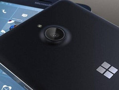 More hands-on photos and renders leak on Microsoft Lumia 850