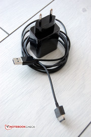 The power adapter: with cable...