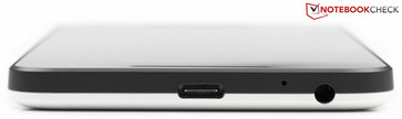 Lower edge: USB Type C port, microphone, 3.5 mm headset jack