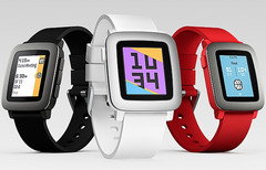 Pebble Time smartwatch and fitness tracker now widely available