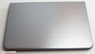 The lid's back is made of aluminum