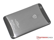 ... has a cool aluminium panel.