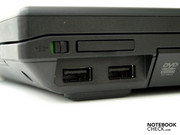Front right: Two USB 2.0 ports, a 7-in-1 cardreader and the Wi-Fi main switch.