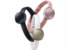 Charm by Samsung fitness band is now official