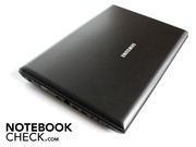 Samsung's 15.6-inch E251 Aura Esilo is a fairly nondescript notebook.
