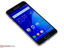 In review: Samsung Galaxy A3 (SM-A310F). Review sample courtesy of Samsung Germany.