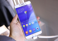 Samsung Galaxy A9 Android phablet now official in China