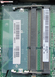 The Satellite P70 has two free RAM slots.