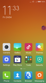 Standard Homescreen with available RAM widget