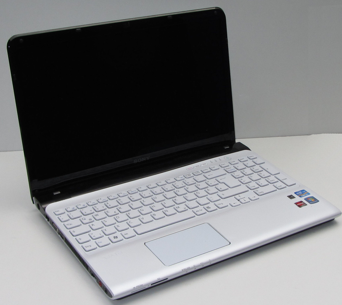 Review Sony Vaio SV E1511V1EW Notebook Reviews Review Sony Vaio SV E1511V1EW Notebook Reviews