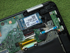 The Kingston SSD RBUSNS4180S3256GG.