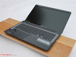 Acer TravelMate P273-M-32344G50Mnk