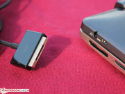The magnetic power connector is a good feature.