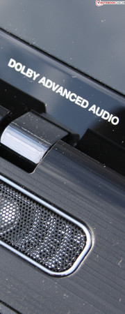 Toshiba Satellite P770-10P: The speakers emit midranges and basses quite balanced.