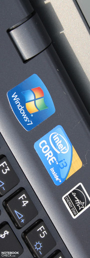Sony Vaio VPC-YA1V9E/B with Core i3-380UM