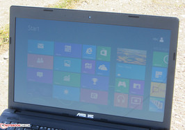 The Asus X55U outdoors.