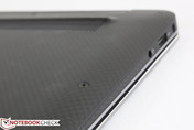 Smooth Carbon fiber underside