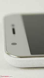 Chrome-trimmed edges and corners