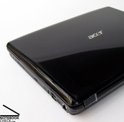 The Acer Aspire 5930G looks very elegant due to its black high-gloss lid.