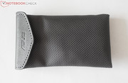 for which Asus also includes a stylish bag.