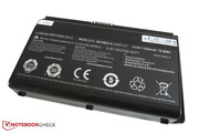 8-cell battery with 77 Wh.