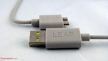 Two different USB cables are included in the package.