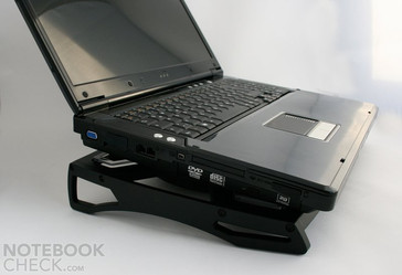 The Antec Notebook Cooler 200 easily stands even the heaviest notebooks. E.g., the Clevo D901C barebone, for which the supporting area was not completely big enough.