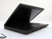 The Dell Latitude E5500 positions itself as the low-priced model of the Dell business notebook range.