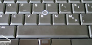 Besides a possible bending of the keyboard, the decentralized spacebar is primarily a point of critic.