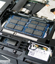 In the case of the RAM, the faster DDR3 memory modules are already used with a speed of up to 1066 MHz.