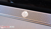 The perforated loudspeaker cover merges seamlessly with the rest of the design.