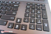 Asus gives the arrow keys plenty of room.