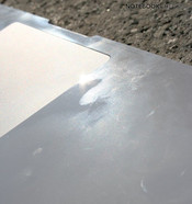 High-gloss surfaces - sensitive to fingerprints