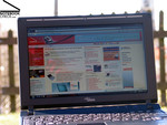 Fujitsu-Siemens Lifebook P7230 outdoor
