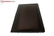 The laptop has a height of five centimeters in the rear.