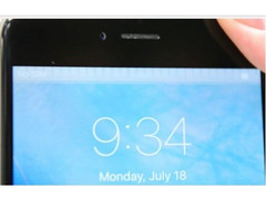 The grey bar at the top of the screen is one way to tell if your iPhone 6 suffers from &quot;Touch Disease&quot;.