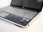 The plastic components are furnished with a special patterned lacquer.