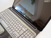 The display in "Edge-to-Edge" design is also not lacking.